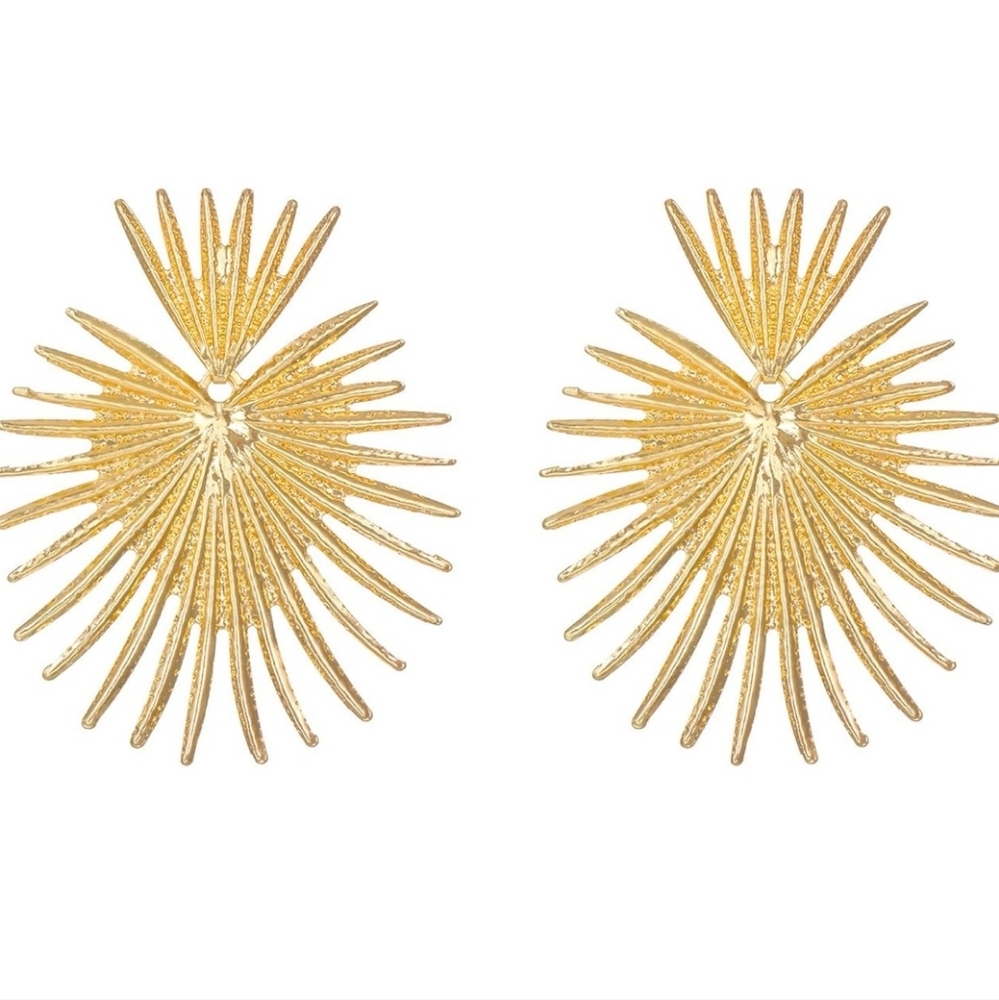 Women's Bohemian Gold Hypoallergenic Stud | Sunflower Designed Earrings - Picture 2 of 6